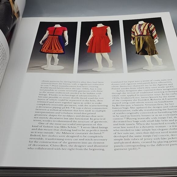 Italian Style - Fashion Since 1945 Edited by Sonnet Stanfill 2014 Hardcover DJ - Picture 13 of 16